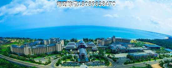 詹姆斯带皇冠手势